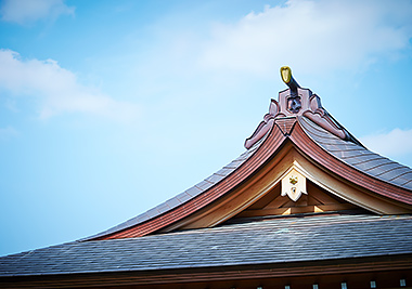金属屋根へのリフォーム（某寺院）